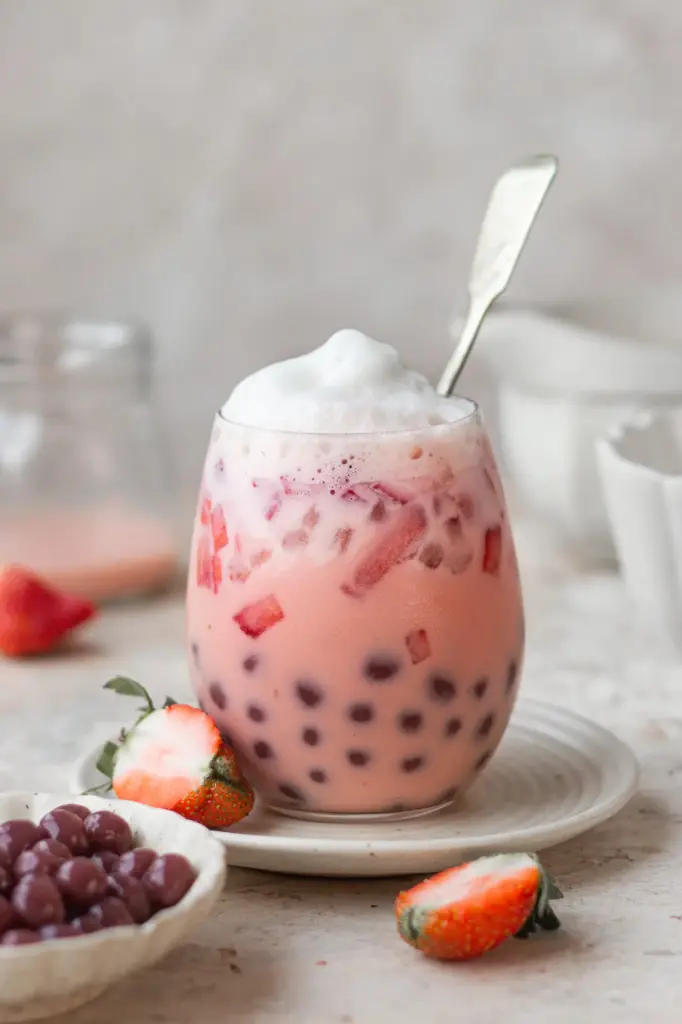 Strawberry Boba (Cold)