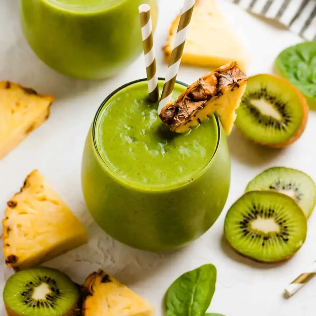 Kiwi Pineapple Smoothie (Cold)