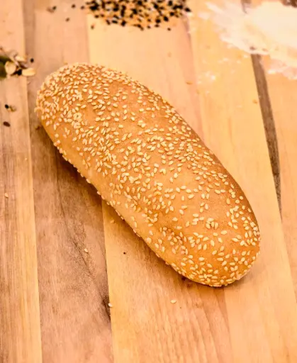 خبز ساندويتش ابيض بالسمسم (عبوة 6)