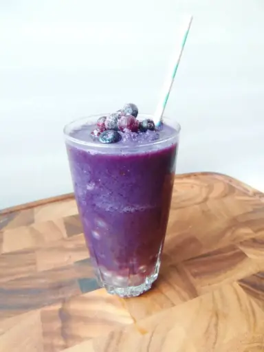 Blueberry Boba توت بوبا
