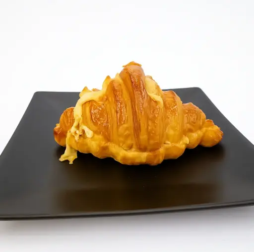 Cheese Croissant كرواسون بالجبن